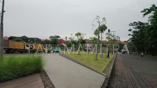 Perumahan Dian Istana Taman Boulevard photo 2